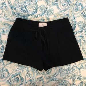 Aritzia Wilfred shorts